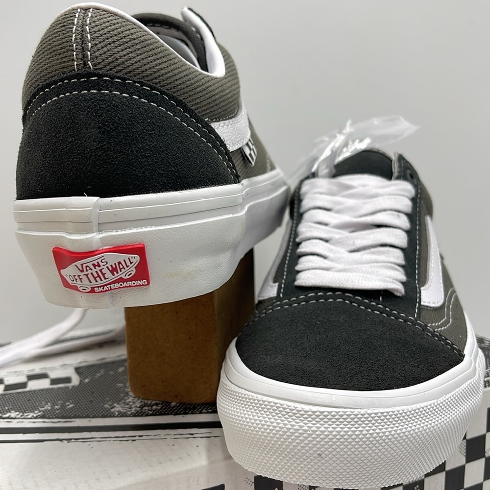 Vans WMNS Skate Old Skool 
Twill Grape Leaf
VN0A5FCB50K
SNEAKERS - Picture 10 of 16